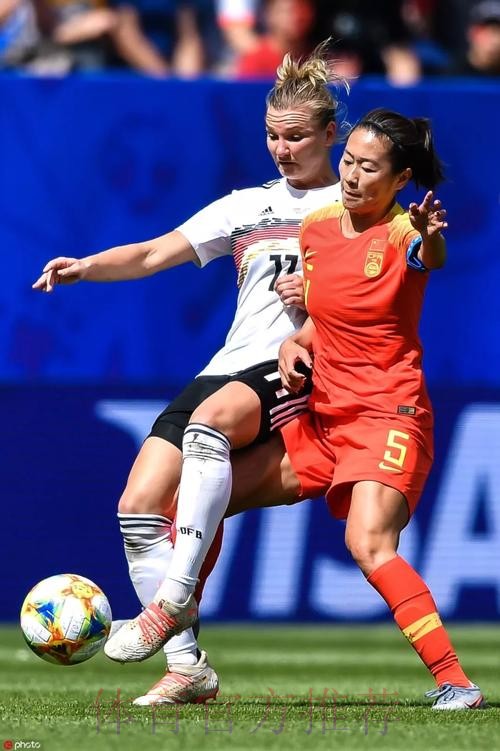 玫瑰再绽放 | 一球憾负德国 中国女足14日迎战南非